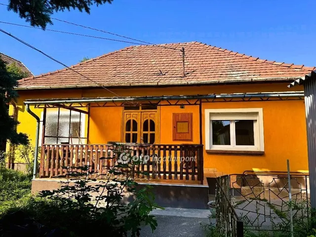 Eladó ház Halásztelek 80 nm
