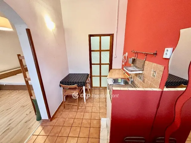 Eladó lakás Budapest VII. kerület, Ligetváros 27 nm