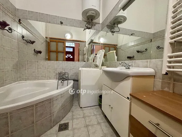 Eladó lakás Budapest VII. kerület, Ligetváros 27 nm