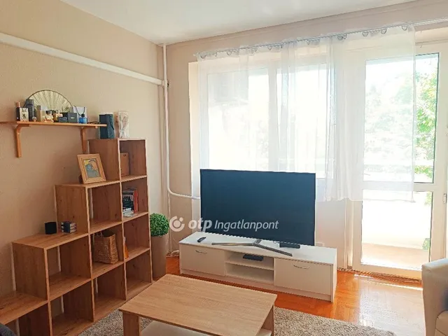 Eladó lakás Budapest XI. kerület, Gazdagrét 28 nm