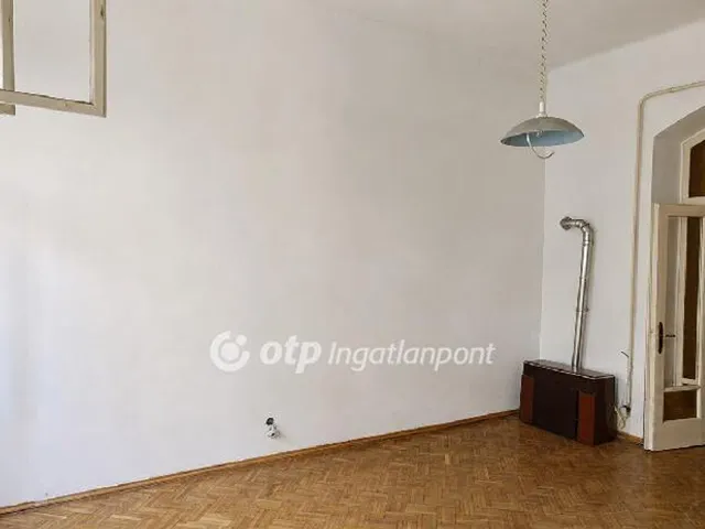 Eladó lakás Budapest VIII. kerület, II. János Pál pápa tér 50 nm