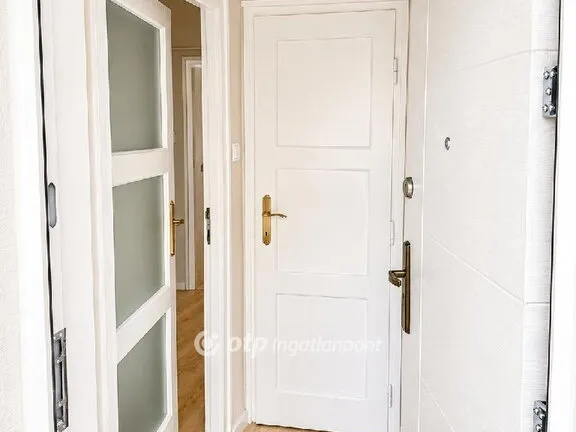 Eladó lakás Budapest XI. kerület, Albertfalva 34 nm
