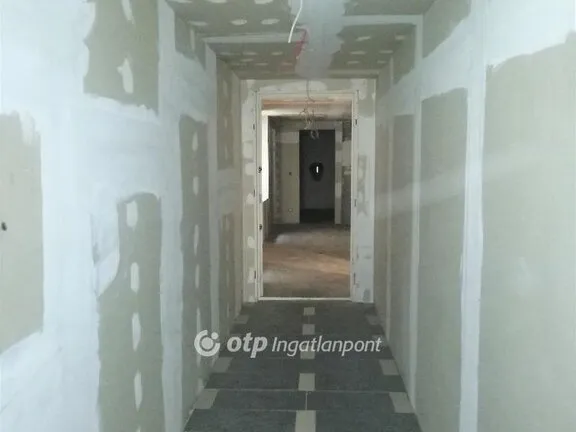 Eladó kereskedelmi és ipari ingatlan Budapest VIII. kerület 3158 nm