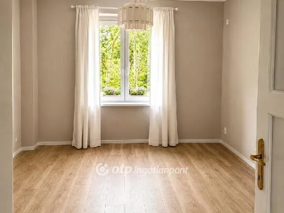 Eladó lakás Budapest XI. kerület, Albertfalva 34 nm