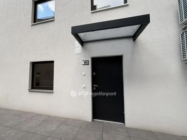 Eladó lakás Budapest VI. kerület 79 nm