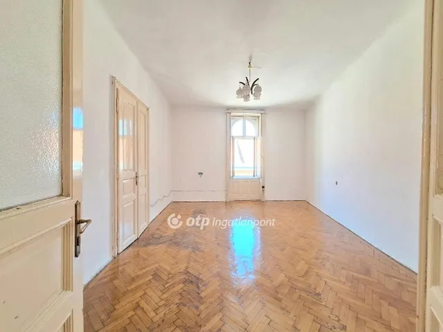 Eladó lakás Budapest IX. kerület 140 nm