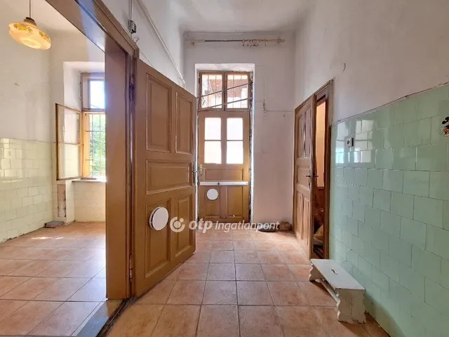 Eladó lakás Budapest IX. kerület 140 nm