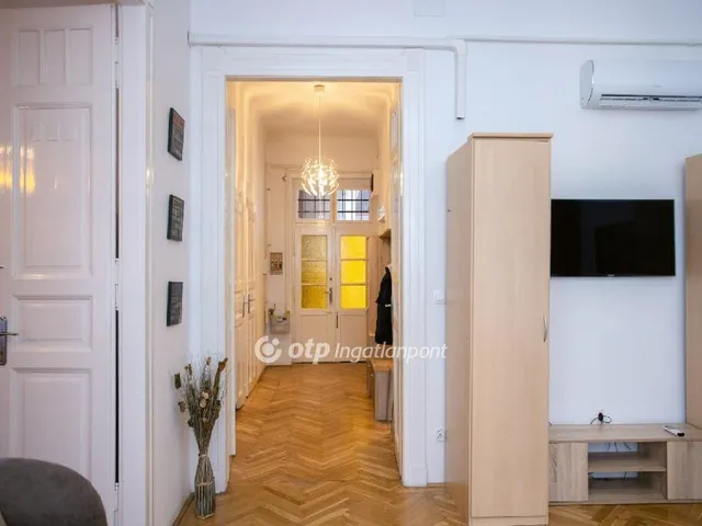 Eladó lakás Budapest VIII. kerület, Corvin negyed 100 nm