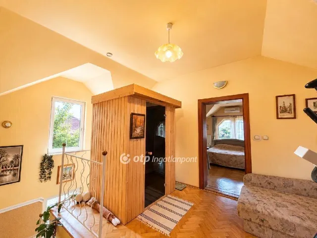 Eladó ház Budapest II. kerület 276 nm