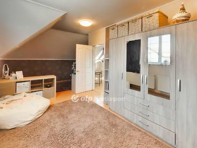 Eladó ház Budapest XVIII. kerület 295 nm
