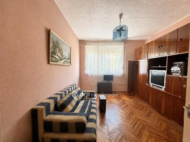 Eladó ház Újszász 95 nm