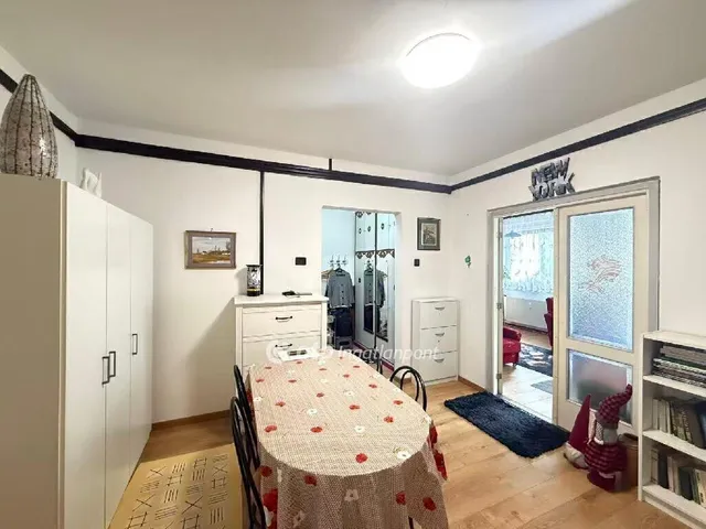 Eladó lakás Budapest IV. kerület 74 nm