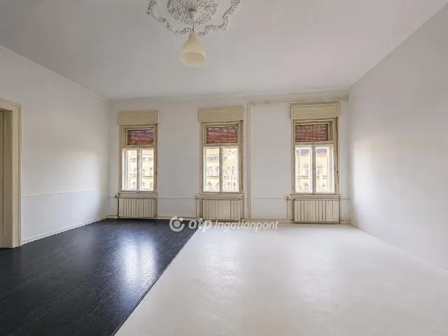 Eladó lakás Budapest VIII. kerület 138 nm