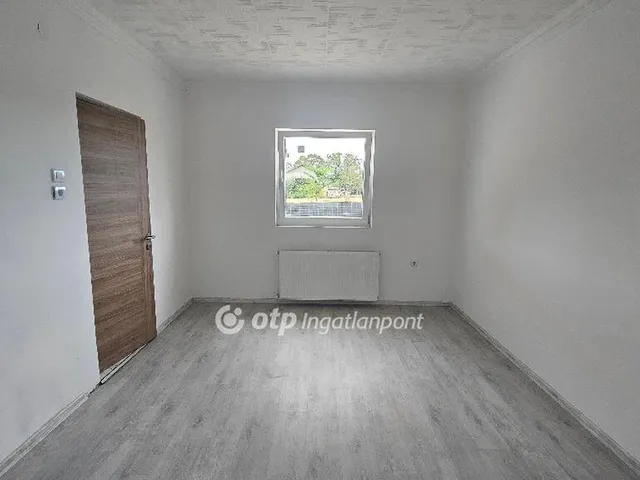 Eladó ház Örkény 48 nm