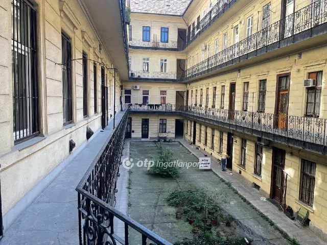 Eladó lakás Budapest VI. kerület 113 nm