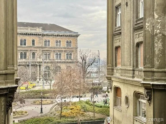 Eladó lakás Budapest V. kerület, Belváros 72 nm