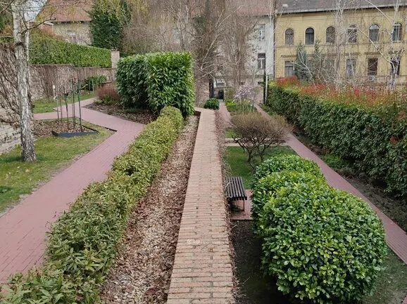Eladó lakás Budapest II. kerület 65 nm