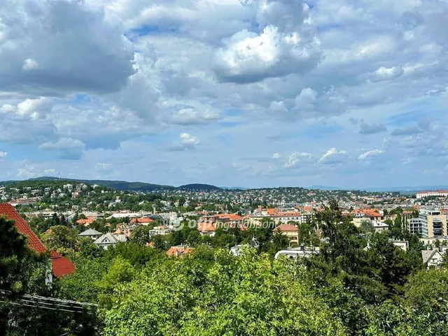 Eladó lakás Budapest XII. kerület, Sashegy 145 nm