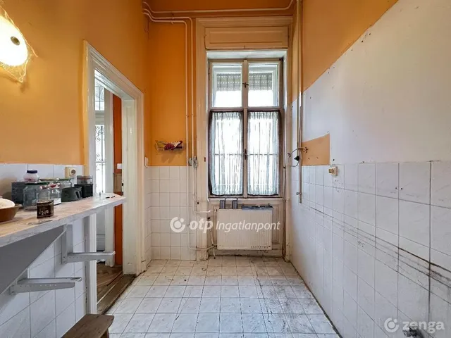 Eladó lakás Budapest VI. kerület, Nagykörúton belüli terület 89 nm