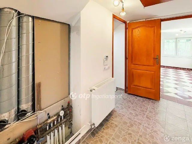 Eladó ház Páty 185 nm