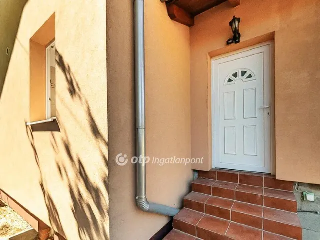 Eladó ház Páty 185 nm