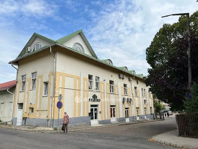 Eladó kereskedelmi és ipari ingatlan Salgótarján 492 nm