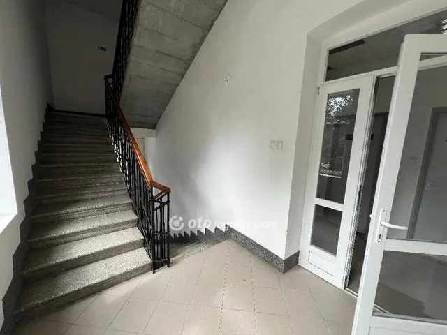 Eladó kereskedelmi és ipari ingatlan Salgótarján 492 nm