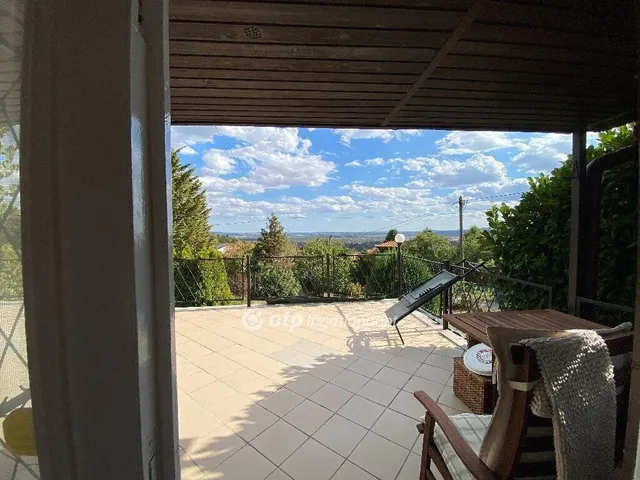 Eladó nyaraló Szentendre, Pismány 90 nm