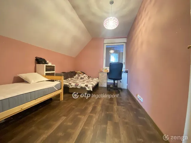 Eladó ház Budapest XXI. kerület 292 nm