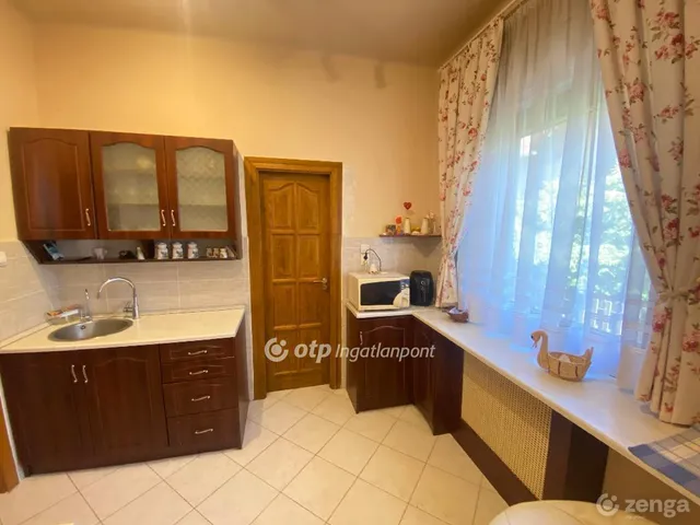 Eladó ház Budapest XXI. kerület 292 nm