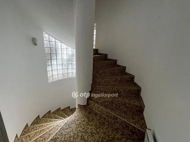 Eladó ház Budapest XII. kerület, Svábhegy 650 nm