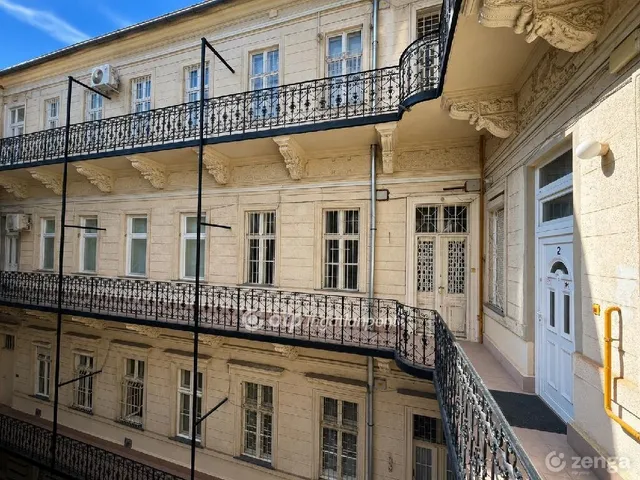 Eladó lakás Budapest VI. kerület 109 nm