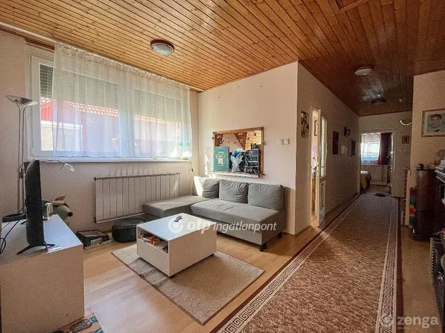 Eladó ház Budapest XVI. kerület, Árpádföld 179 nm
