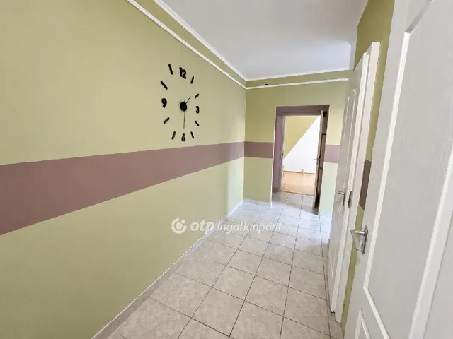 Eladó lakás Százhalombatta 61 nm