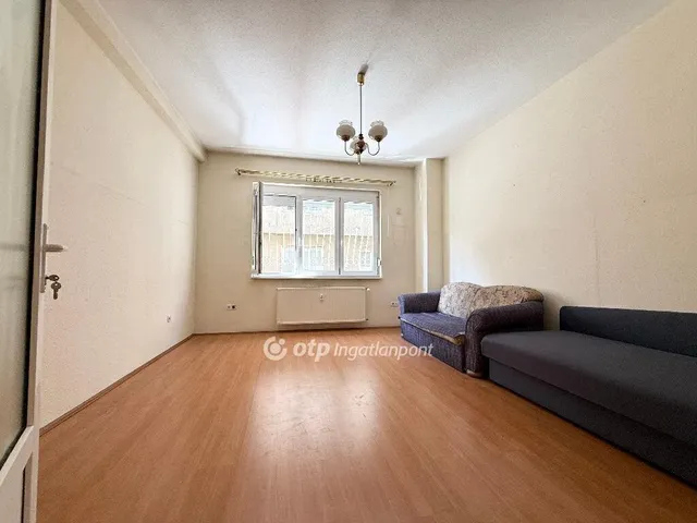 Eladó lakás Budapest II. kerület 40 nm