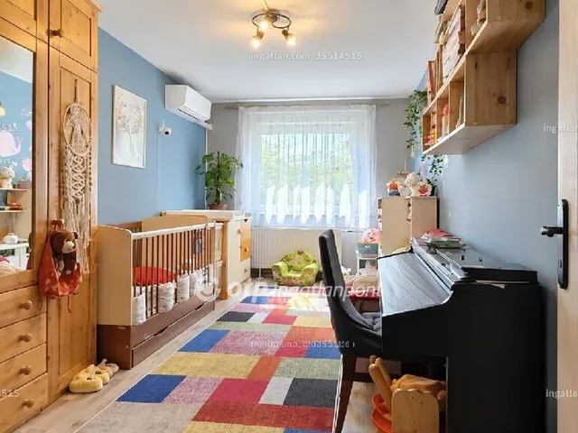 Eladó lakás Budapest XXI. kerület 76 nm