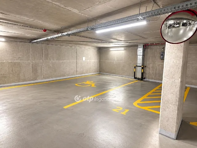 Eladó garázs Budapest XIII. kerület, Lőportárdűlő 19 nm