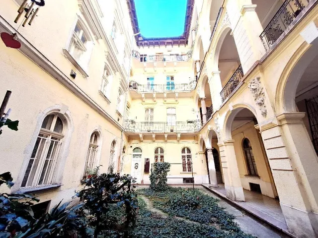Eladó lakás Budapest VI. kerület 36 nm