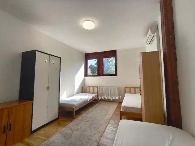 Eladó ház Budapest XIV. kerület, Herminamező 315 nm