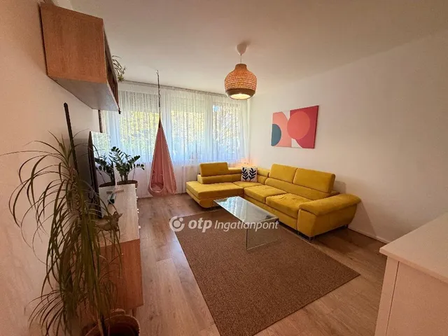 Eladó lakás Budapest XVI. kerület 64 nm