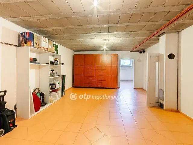 Eladó ház Páty 185 nm