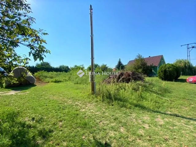 Eladó telek Dömsöd 948 nm