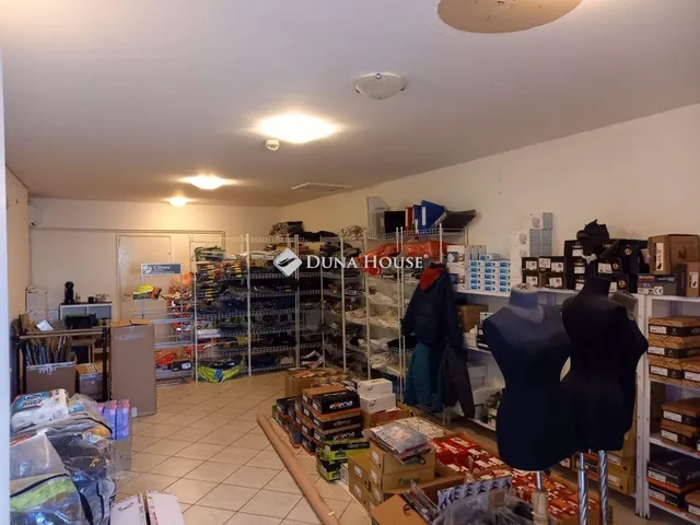 Kiadó kereskedelmi és ipari ingatlan Szigetszentmiklós 89 nm