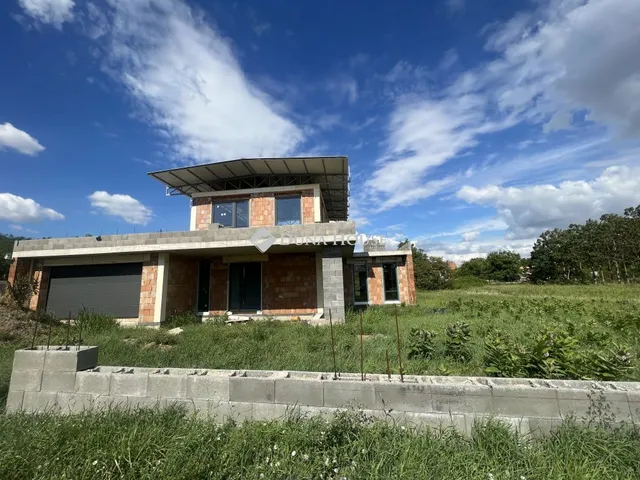 Eladó ház Ráckeve 317 nm