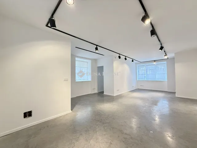 Eladó lakás Budapest VI. kerület 62 nm