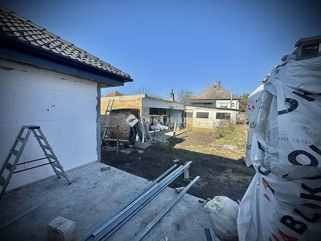 Eladó lakás Bicske 92 nm