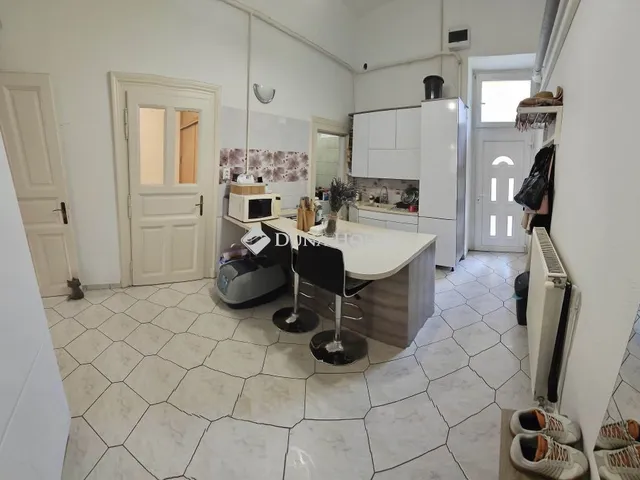 Eladó lakás Budapest XIV. kerület 64 nm