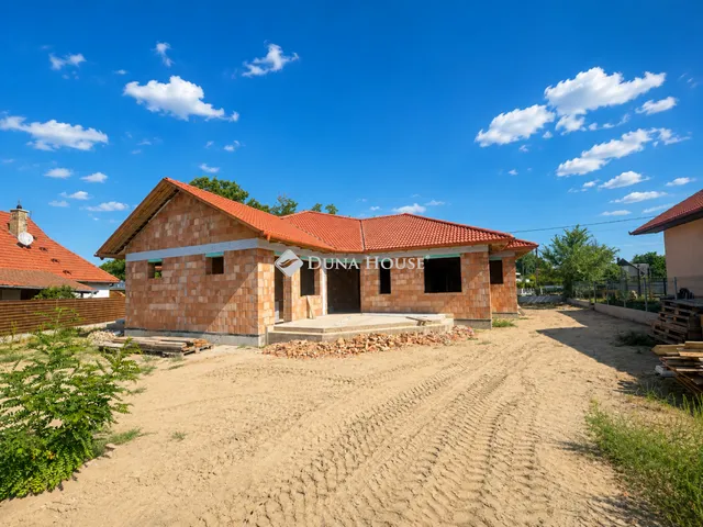 Eladó ház Hajdúsámson 105 nm