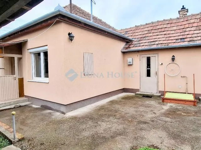 Eladó ház Halásztelek 71 nm
