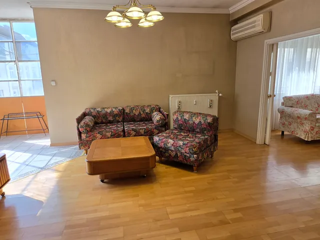 Eladó lakás Budapest XI. kerület 93 nm